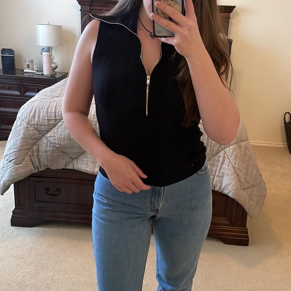 Urban Outfitters Sleeveless Turtleneck